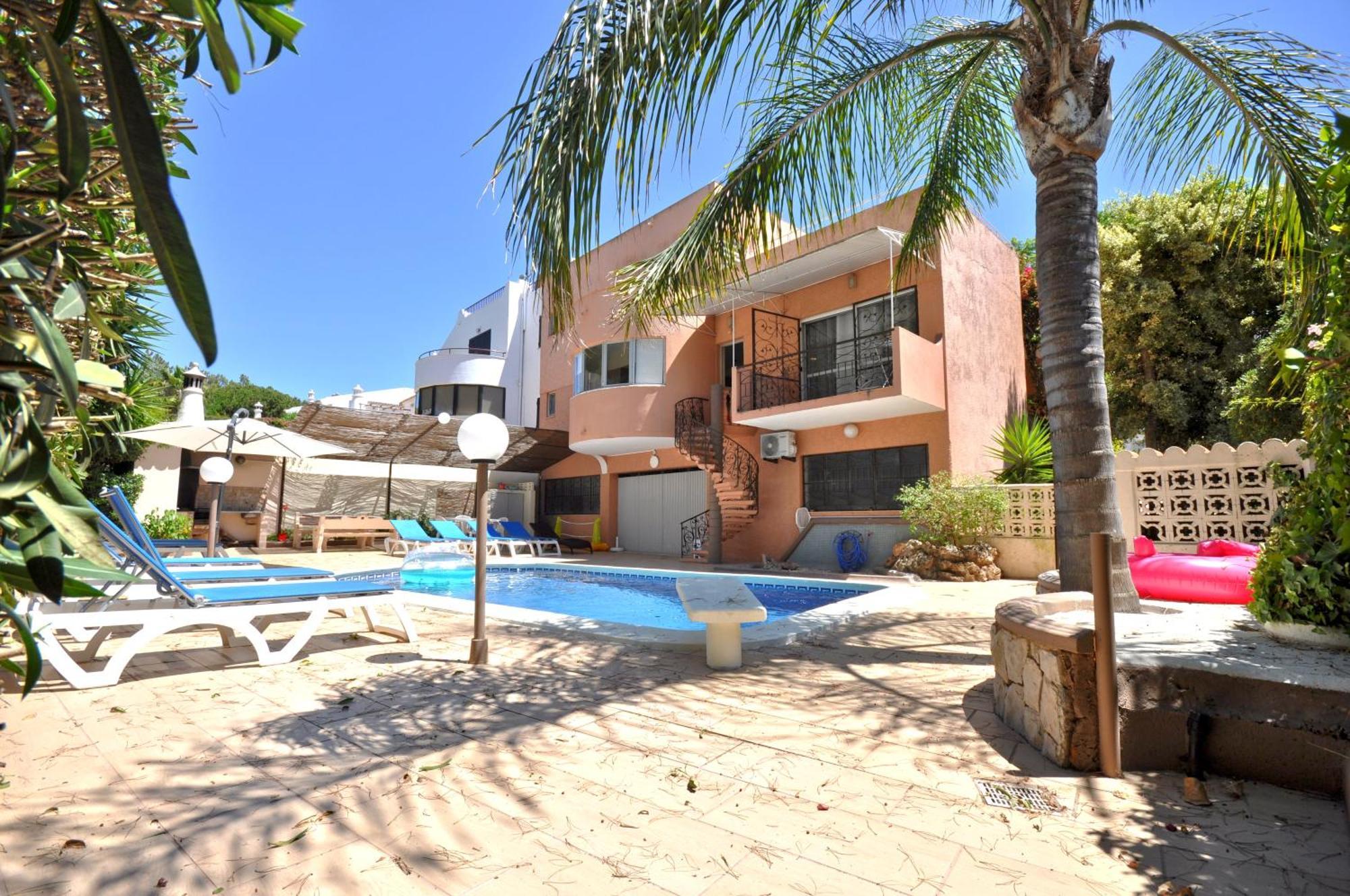 Walking Distance To The Centre - Snooker Table - Private Pool - 5 Bedrooms Quarteira Zewnętrze zdjęcie